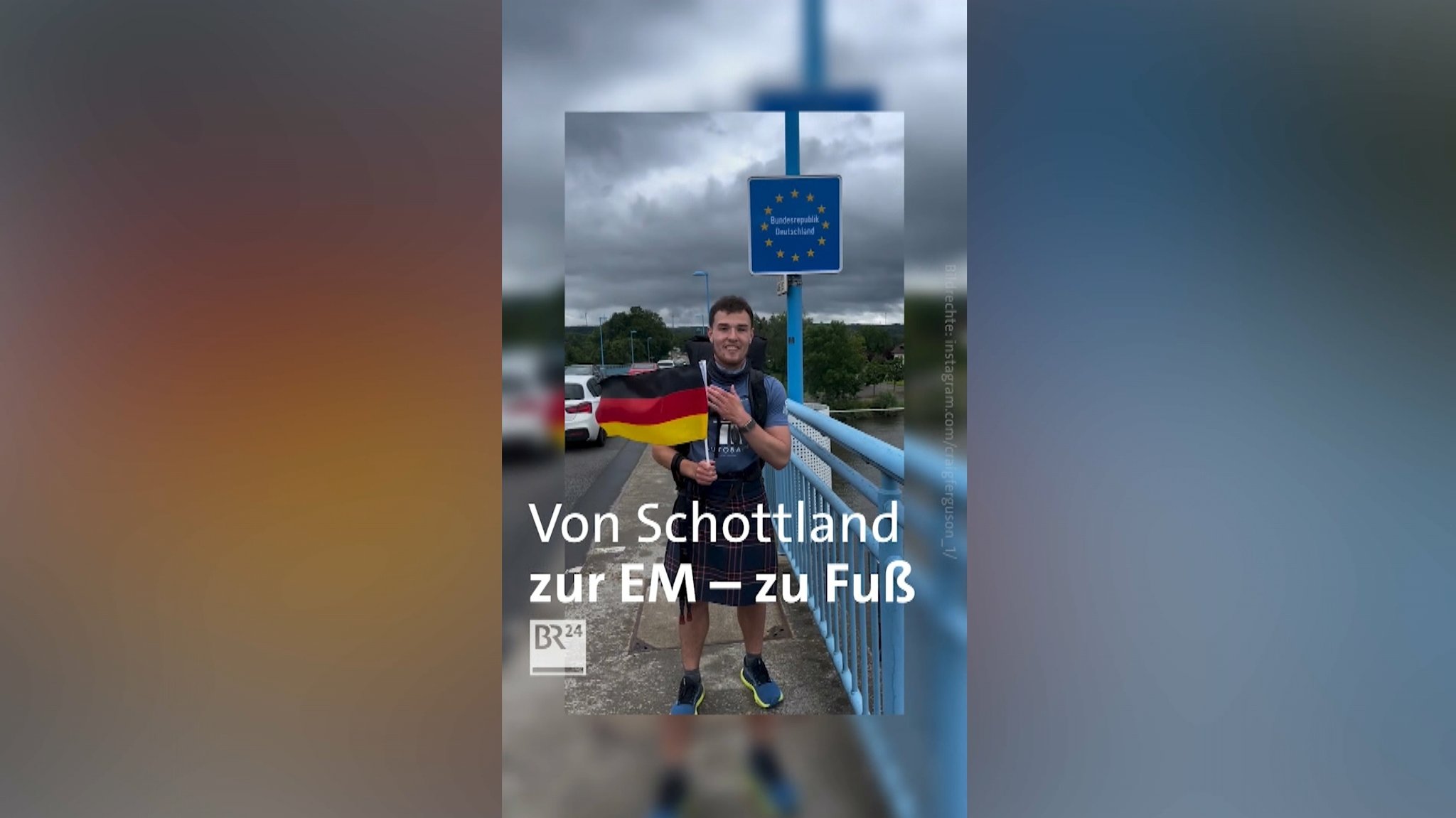 Der Schotte Craig Ferguson mit Deutschland-Fahne unterwegs nach München.