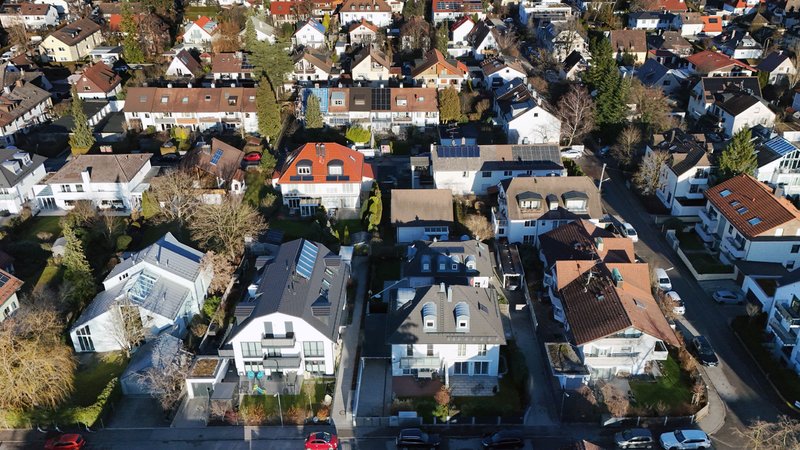 Wenn Mieter nicht zahlen, bleibt den Vermietern nur der Klageweg. Doch der gestaltet sich häufig als langwierig, teuer und belastend. | Bild: picture alliance / Sven Simon | Frank Hoermann Wenn Mieter nicht zahlen, bleibt den Vermietern nur der Klageweg. Doch der gestaltet sich häufig als langwierig, teuer und belastend.