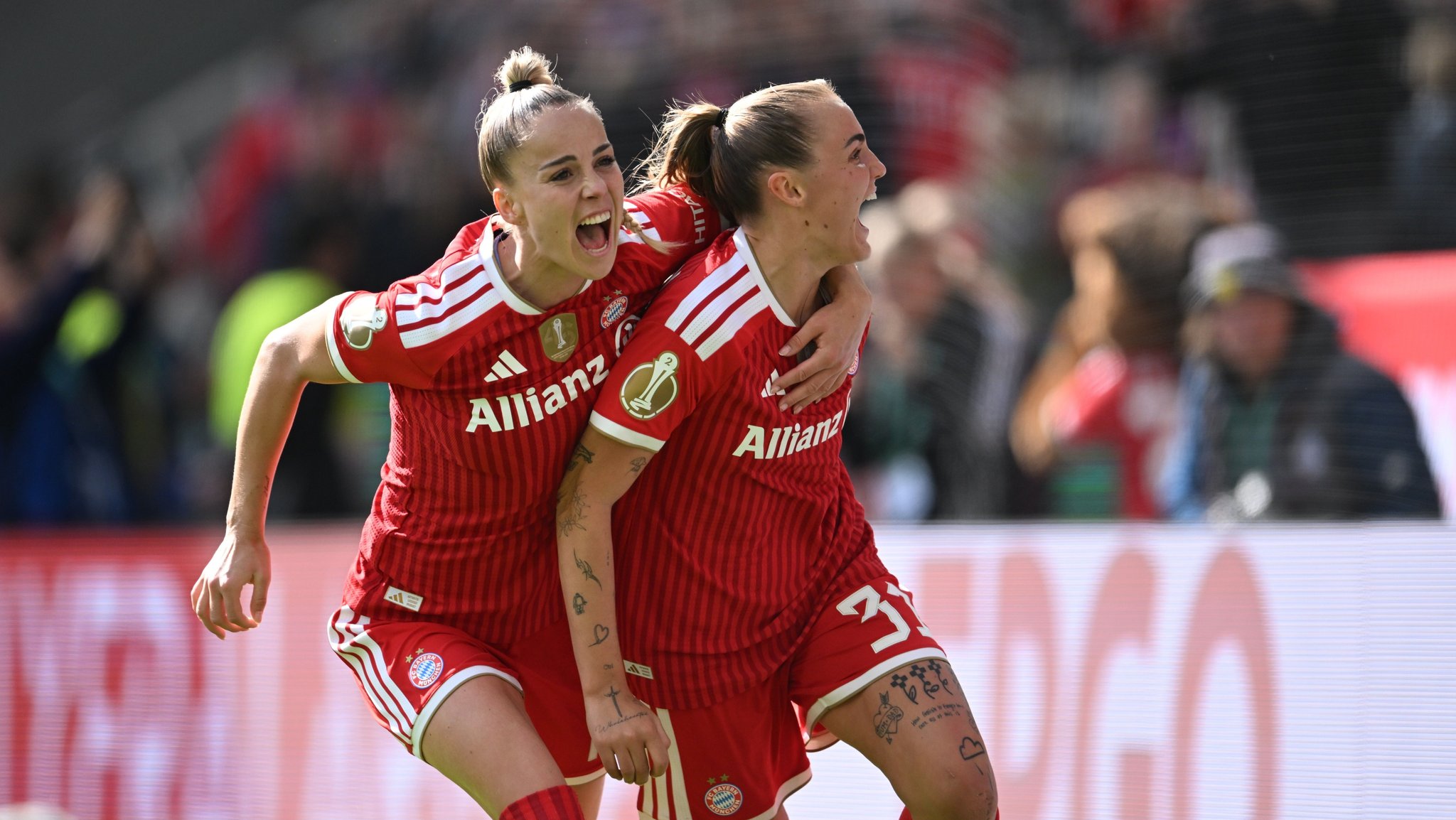 Per Kantersieg zum Double: FC Bayern Frauen gewinnen DFB-Pokal