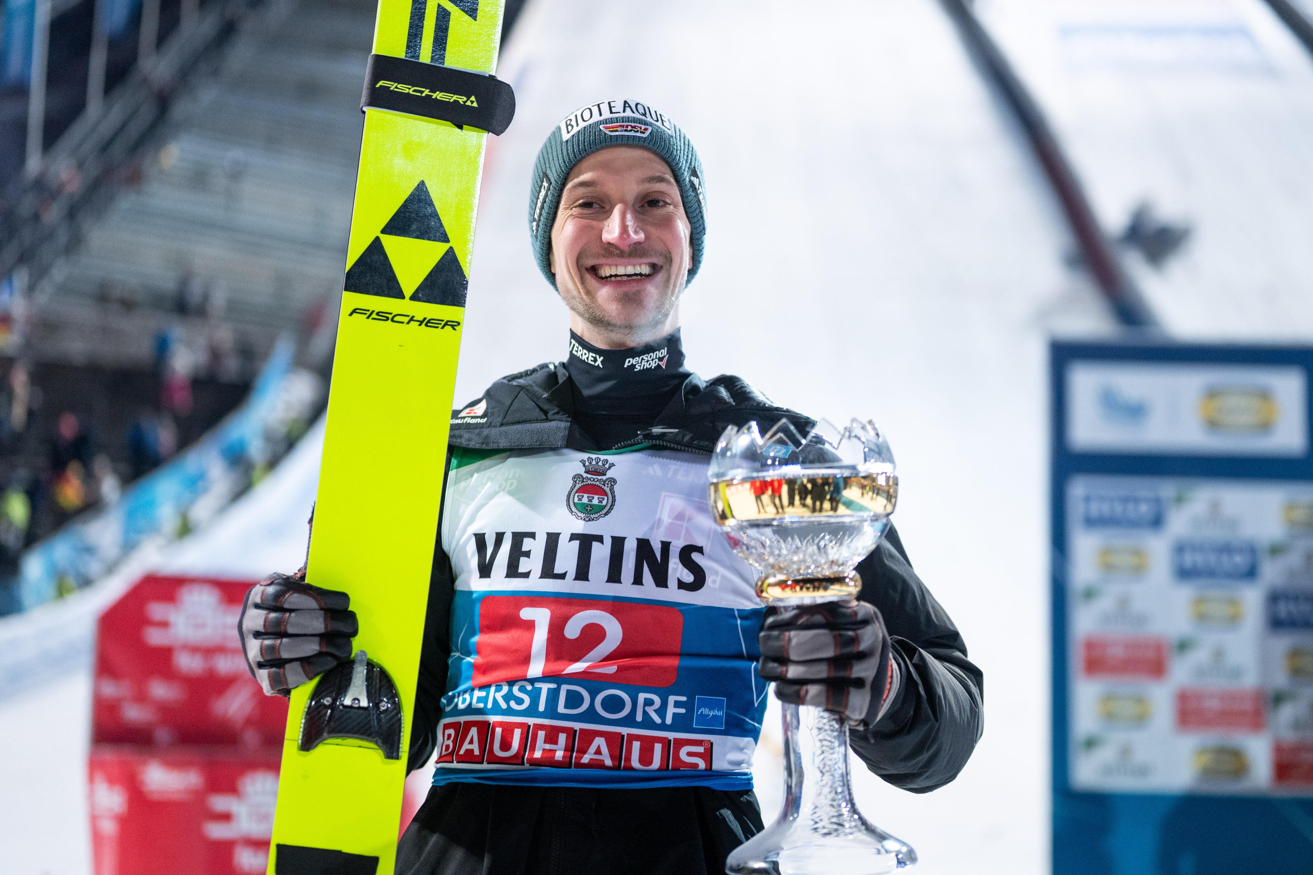 Die Skispringer Felix Hoffmann