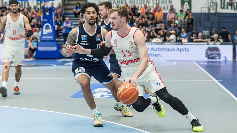 Andreas Obst im Playoff-Viertelfinale | Bild: picture alliance / Eibner-Pressefoto Andreas Obst im Playoff-Viertelfinale