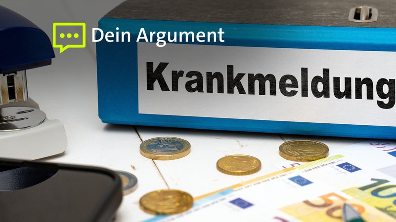 Ordner mit Krankmeldung, daneben Geld. | Bild: picture alliance / Bihlmayer Ordner mit Krankmeldung, daneben Geld.
