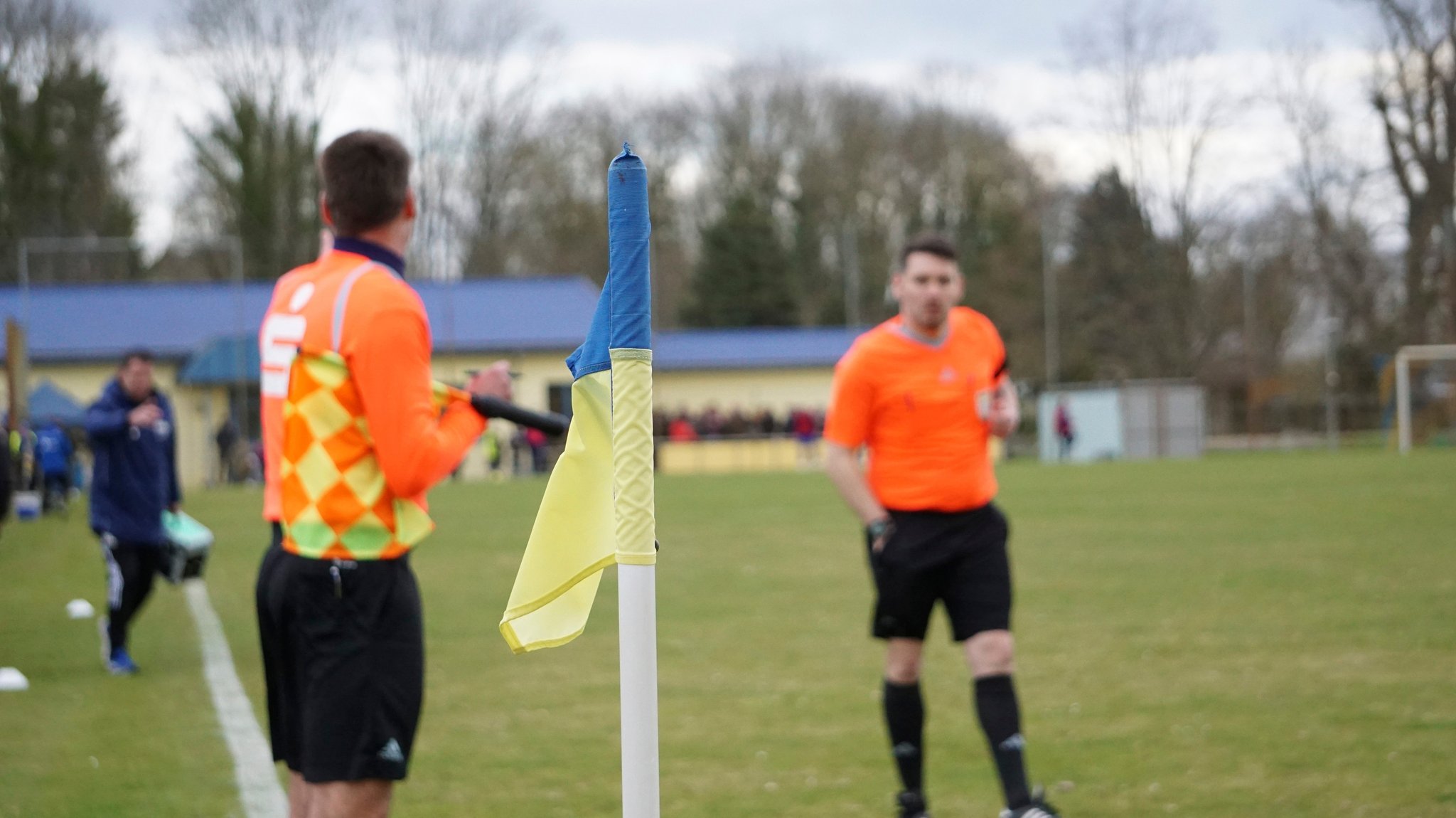 Schiedsrichterteam beim Derby in Zörbig.