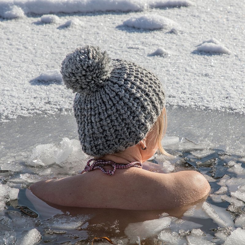 Winterschwimmen und Kälte - Was das wirklich bringt - Radiowissen | BR Podcast