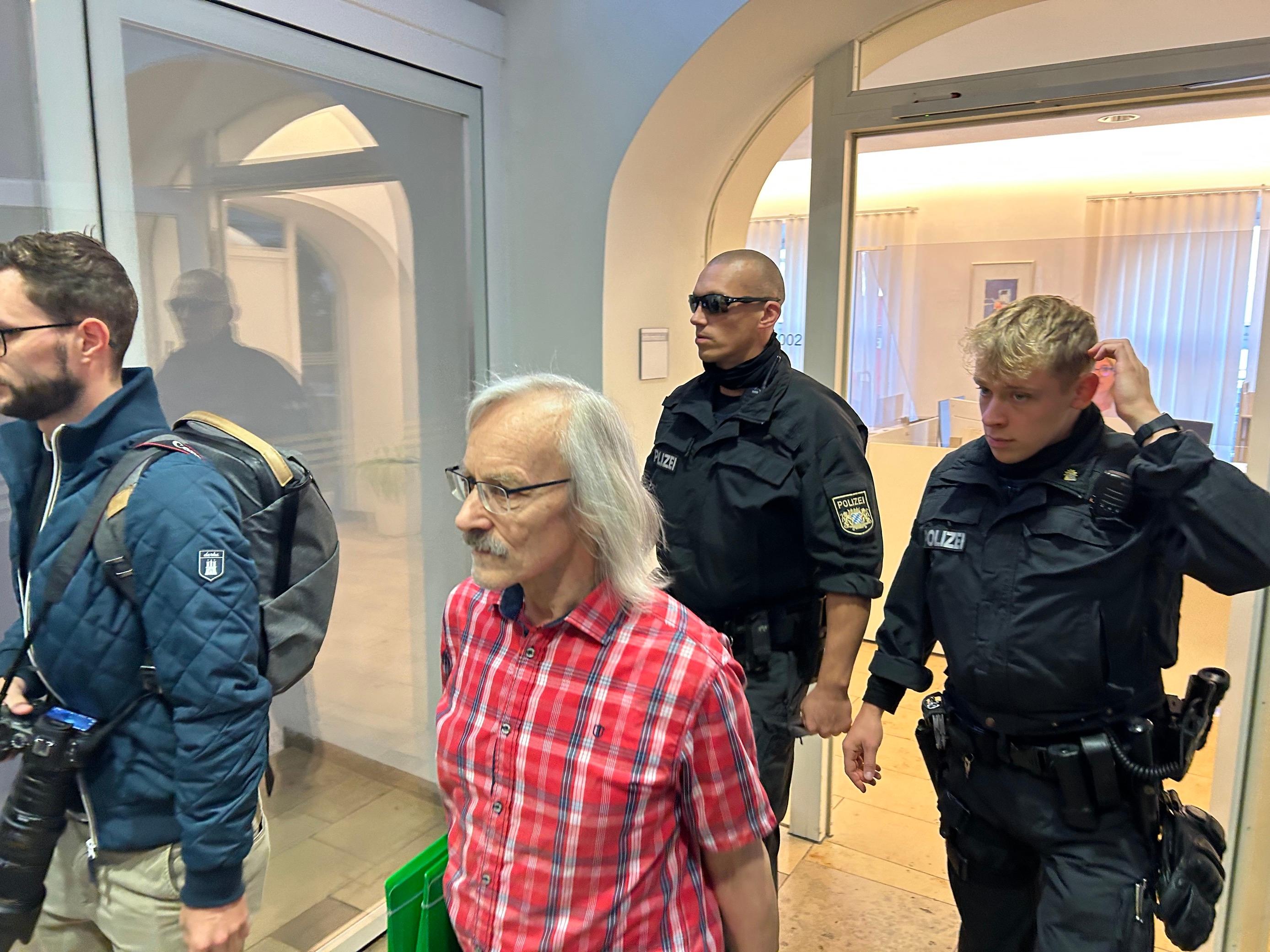 Maximilian Eder im September 2023 in Regensburg vor Gericht.