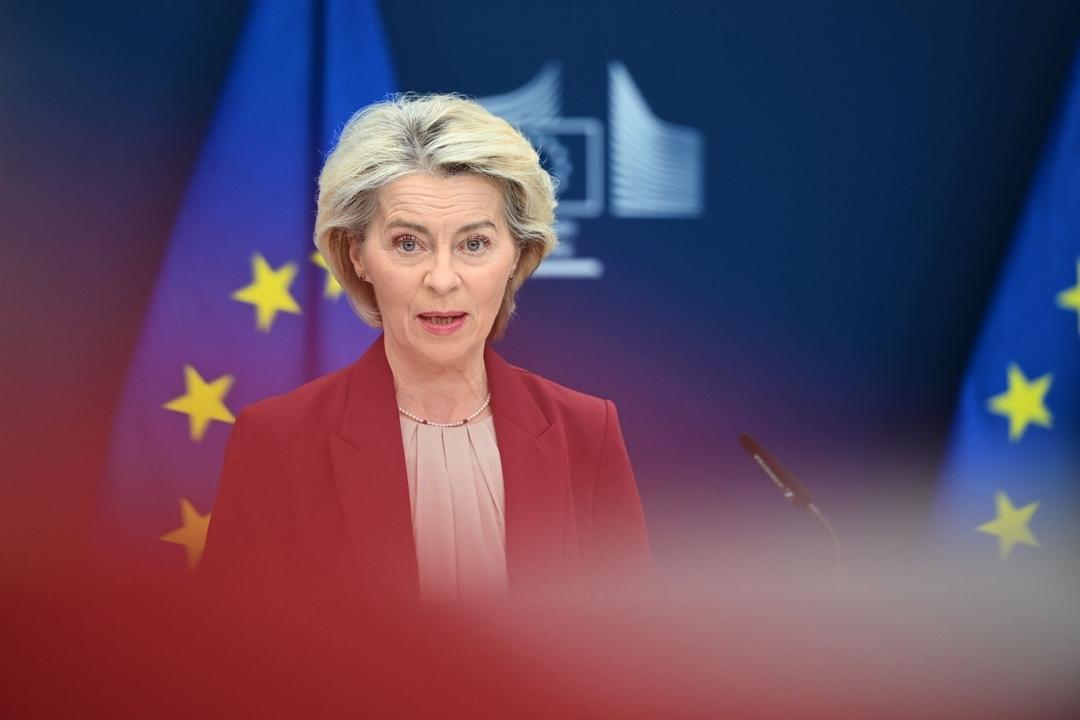 03.12.2025, Belgien, Brüssel: Die Präsidentin der Europäischen Kommission, Ursula von der Leyen