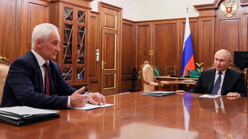 Bei einer Begegnung im November 2023 im Kreml | Bild: Gavriil Grigorov/Picture Alliance Bei einer Begegnung im November 2023 im Kreml