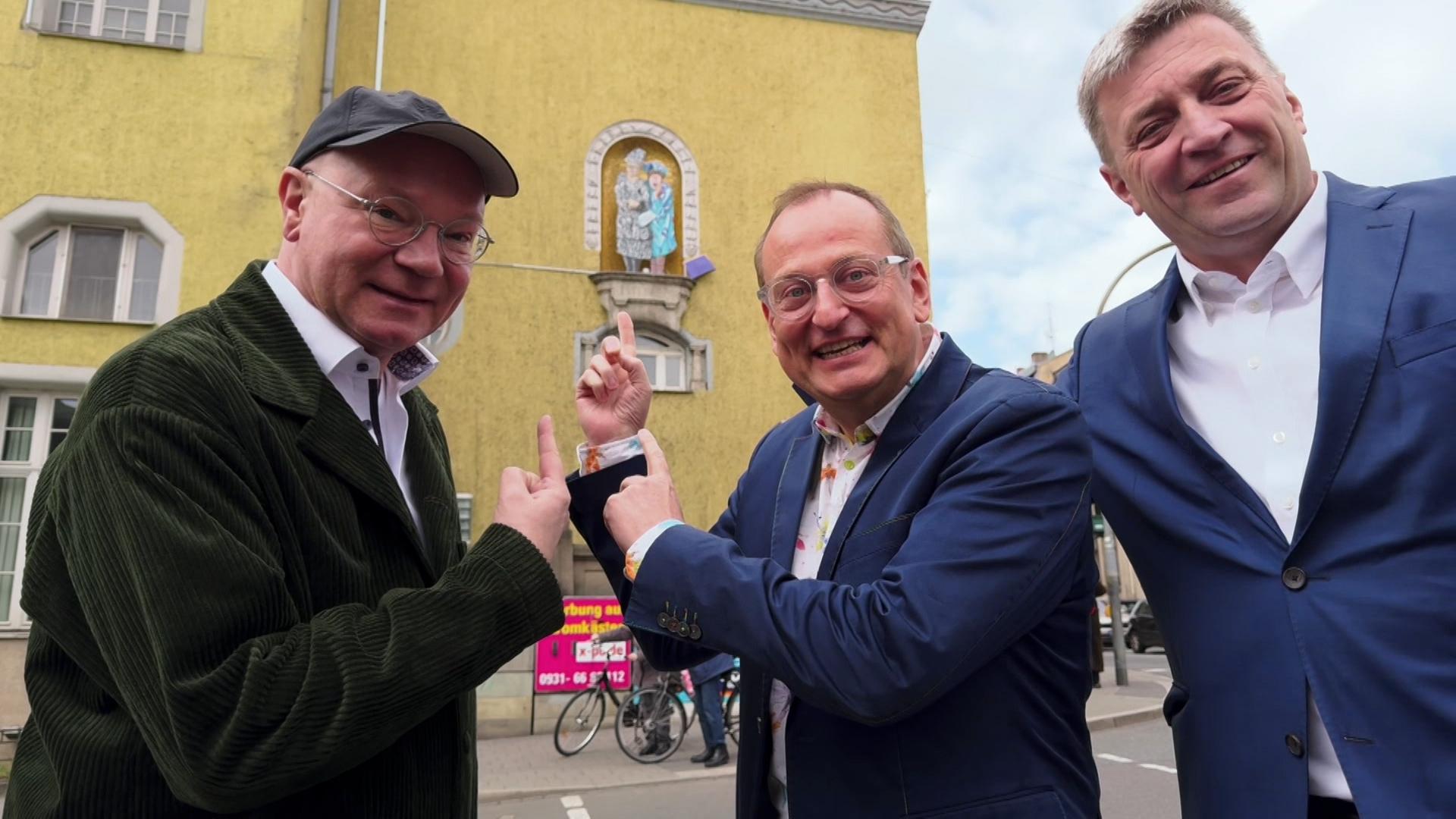 "Waltraud & Mariechen" statt Prinzregent Luitpold: Eine Statue für Fürth