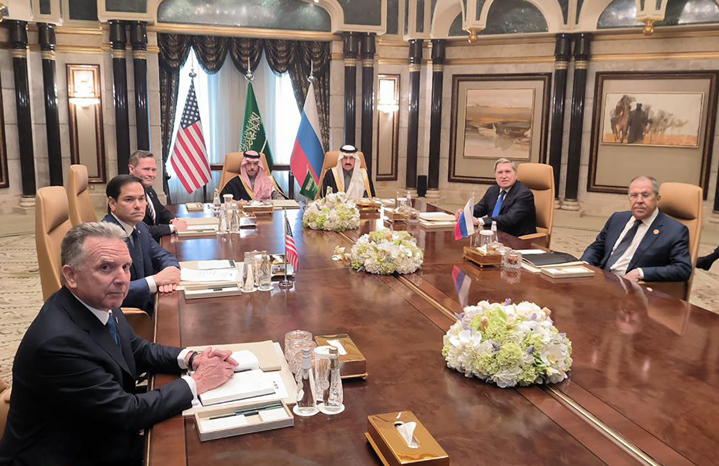 Treffen in Saudi-Arabien 