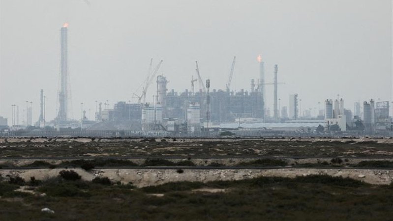 Diese große Gasanlage in Katar wurde offenbar angegriffen | Bild: REUTERS/Stringer/File Photo Diese große Gasanlage in Katar wurde offenbar angegriffen
