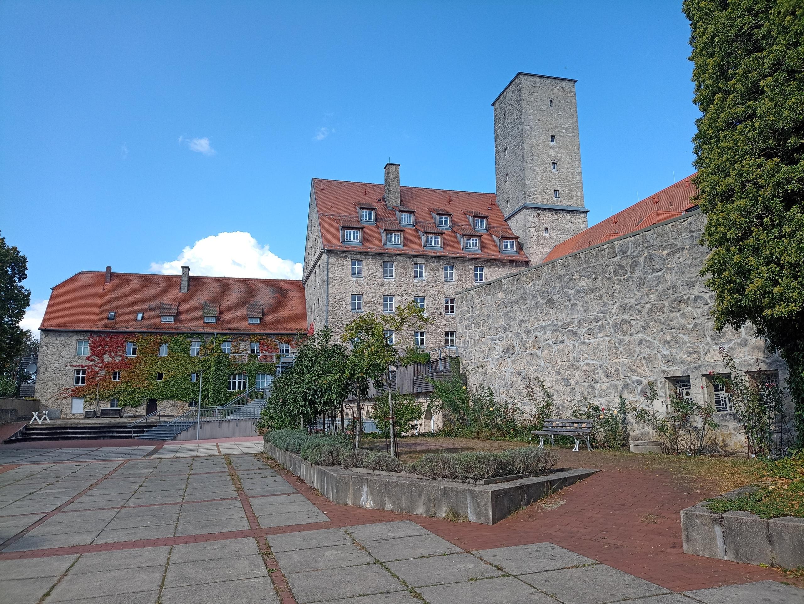 Blick auf die Burg Feuerstein