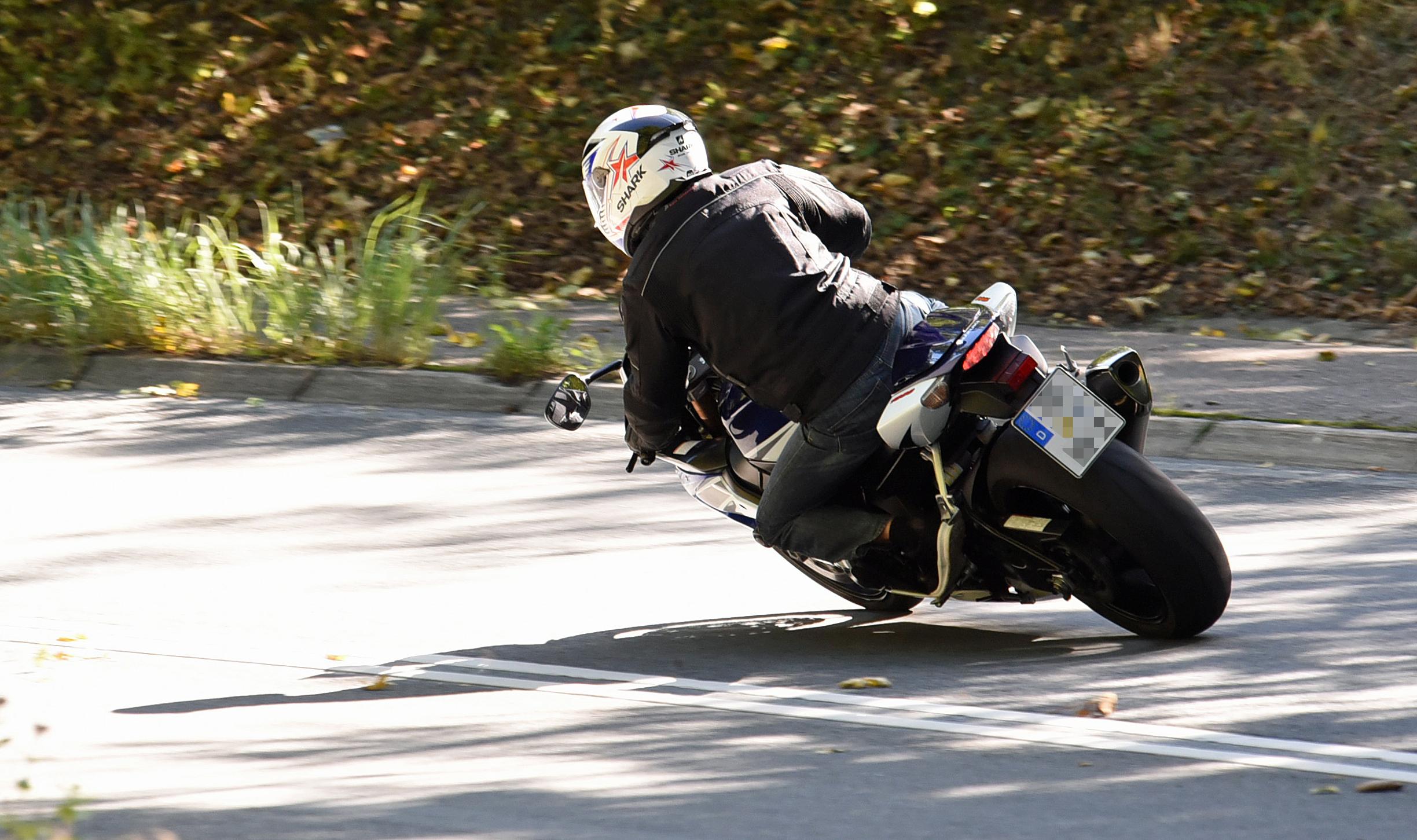 Tipps Für Einen Sicheren Start In Die Motorradsaison | BR24