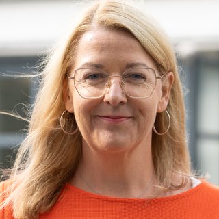 Vera Held Vera Held