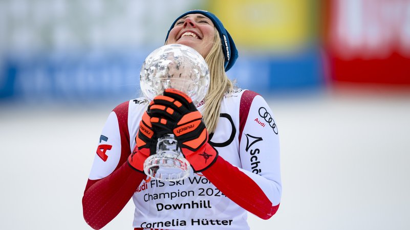 Skirennläuferin Cornelia Hütter mit Abfahrtsweltcup
