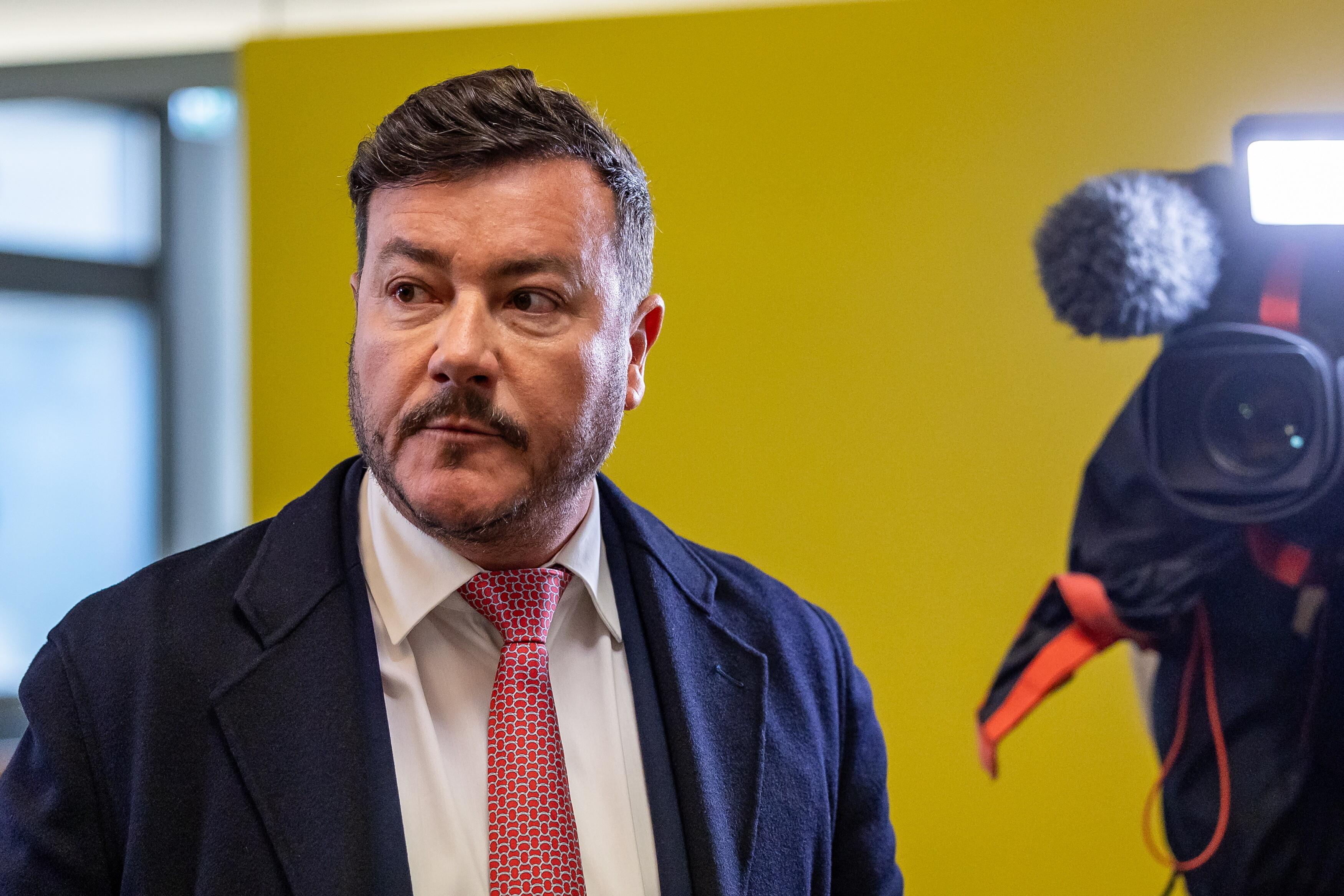 (Archivbild) Signa-Gründer René Benko am 24. April 2024 während der Signa-Prüfungstagsatzung im Konkursverfahren in Innsbruck.