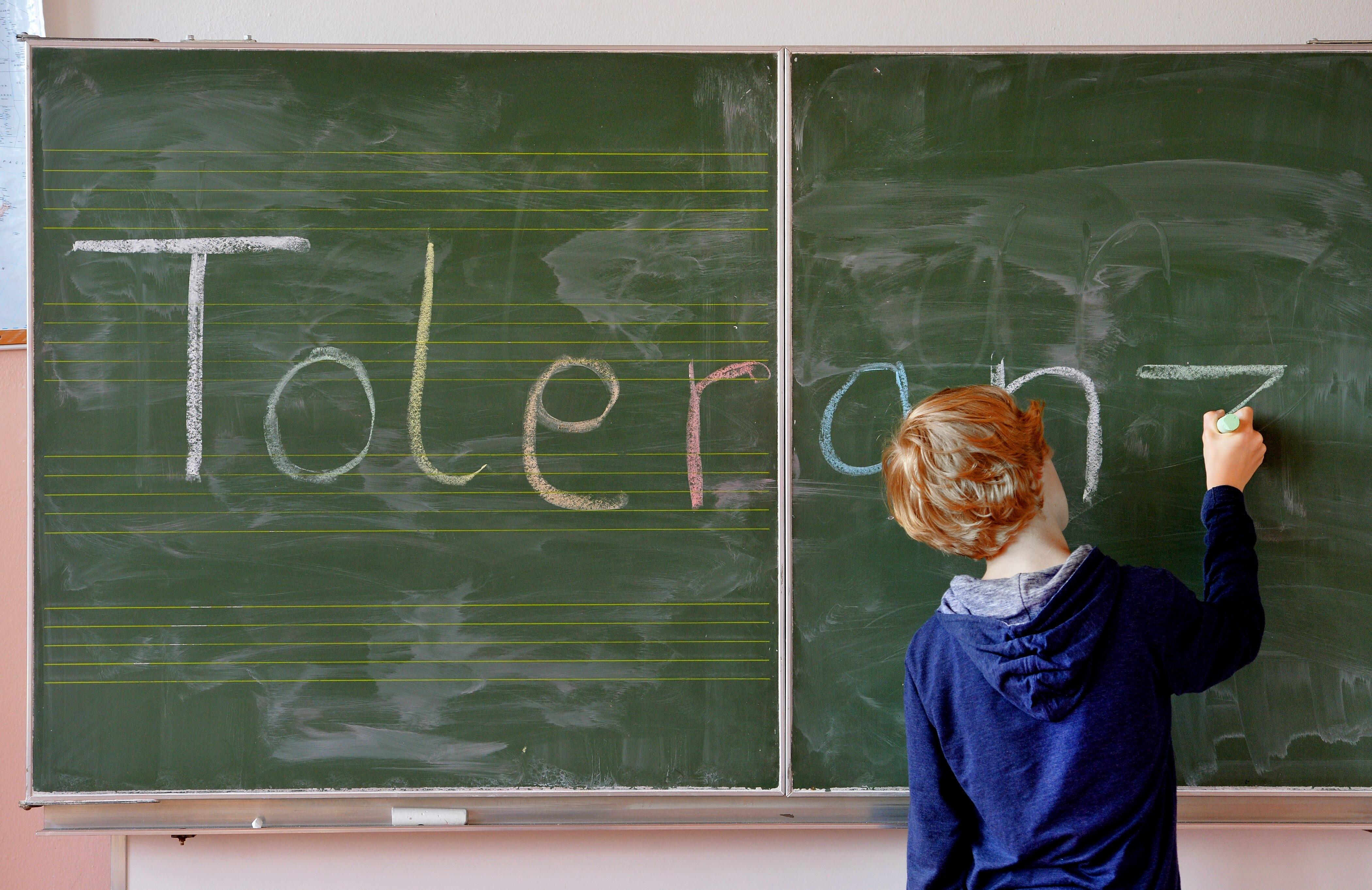 Symbolbild Toleranz und Schule