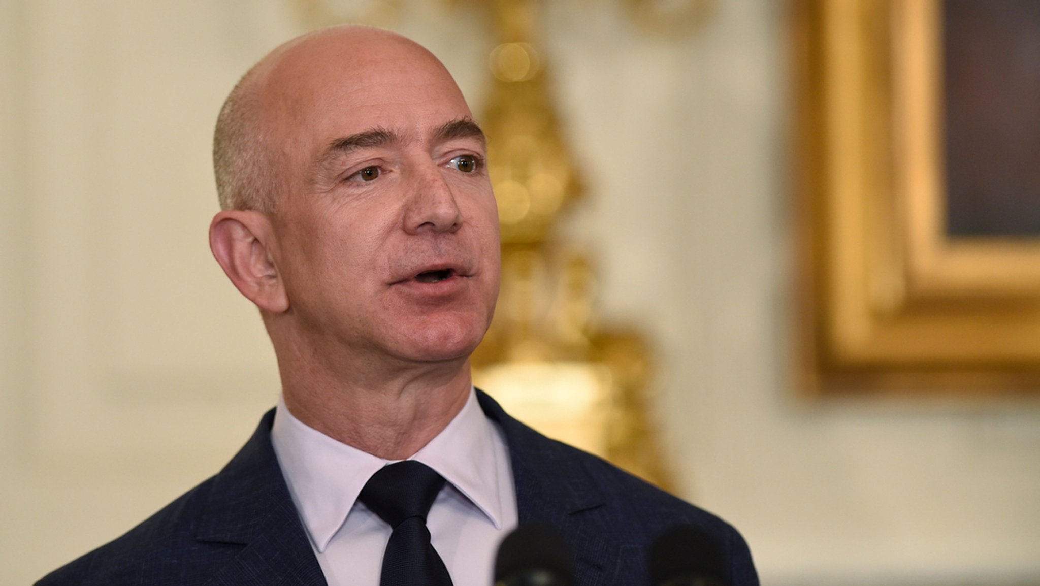 Jeff Bezos, Gründer von Amazon | Bild: dpa-Bildfunk/Susan Walsh Jeff Bezos, Gründer von Amazon