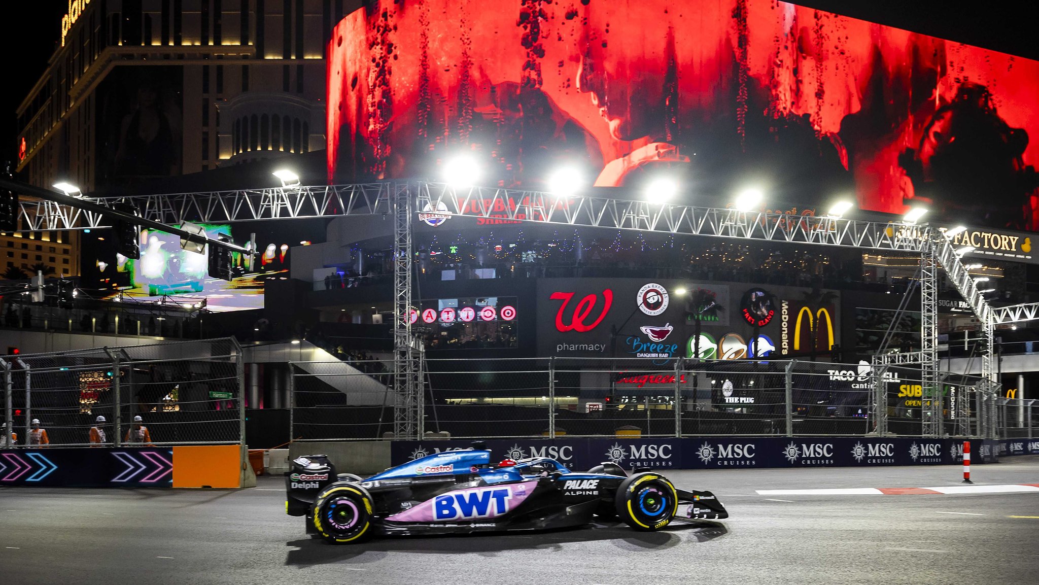 Audio vom 16.11.2023: Formel 1 in Las Vegas – Glanz und Glamour, aber komplizierte Orga