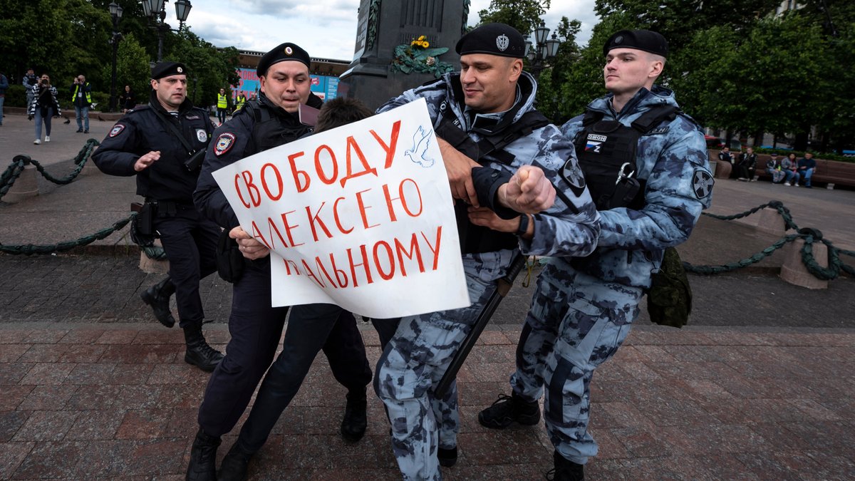 "Jeder Aufruhr unerwartet": Russlands Angst vor Spontanprotesten