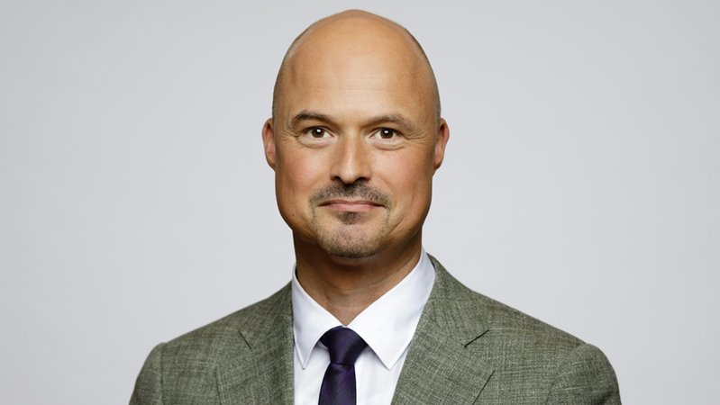 Der Bundesnachrichtendienst macht lautstark PR. Warum - das erklärt Pressesprecher Martin Heinemann im BR-Interview. | Bild: BND Der Bundesnachrichtendienst macht lautstark PR. Warum - das erklärt Pressesprecher Martin Heinemann im BR-Interview.