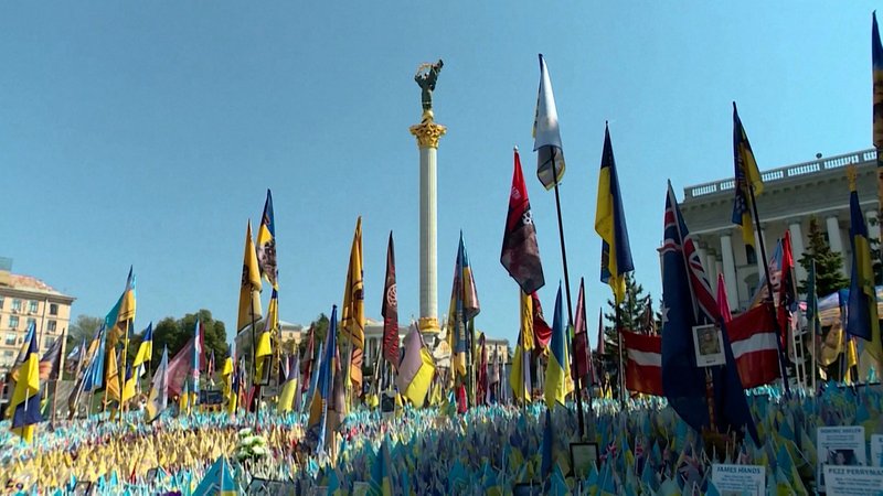 Der aktuelle Vorschlag der US-Regierung zu einer Waffenruhe zwischen der Ukraine und Russland läuft auf einen Diktatfrieden hinaus. Er sieht im Kern die offizielle Anerkennung der Krim als russisches Territorium vor. | Bild: Bayerischer Rundfunk 2025 Der aktuelle Vorschlag der US-Regierung zu einer Waffenruhe zwischen der Ukraine und Russland läuft auf einen Diktatfrieden hinaus. Er sieht im Kern die offizielle Anerkennung der Krim als russisches Territorium vor.