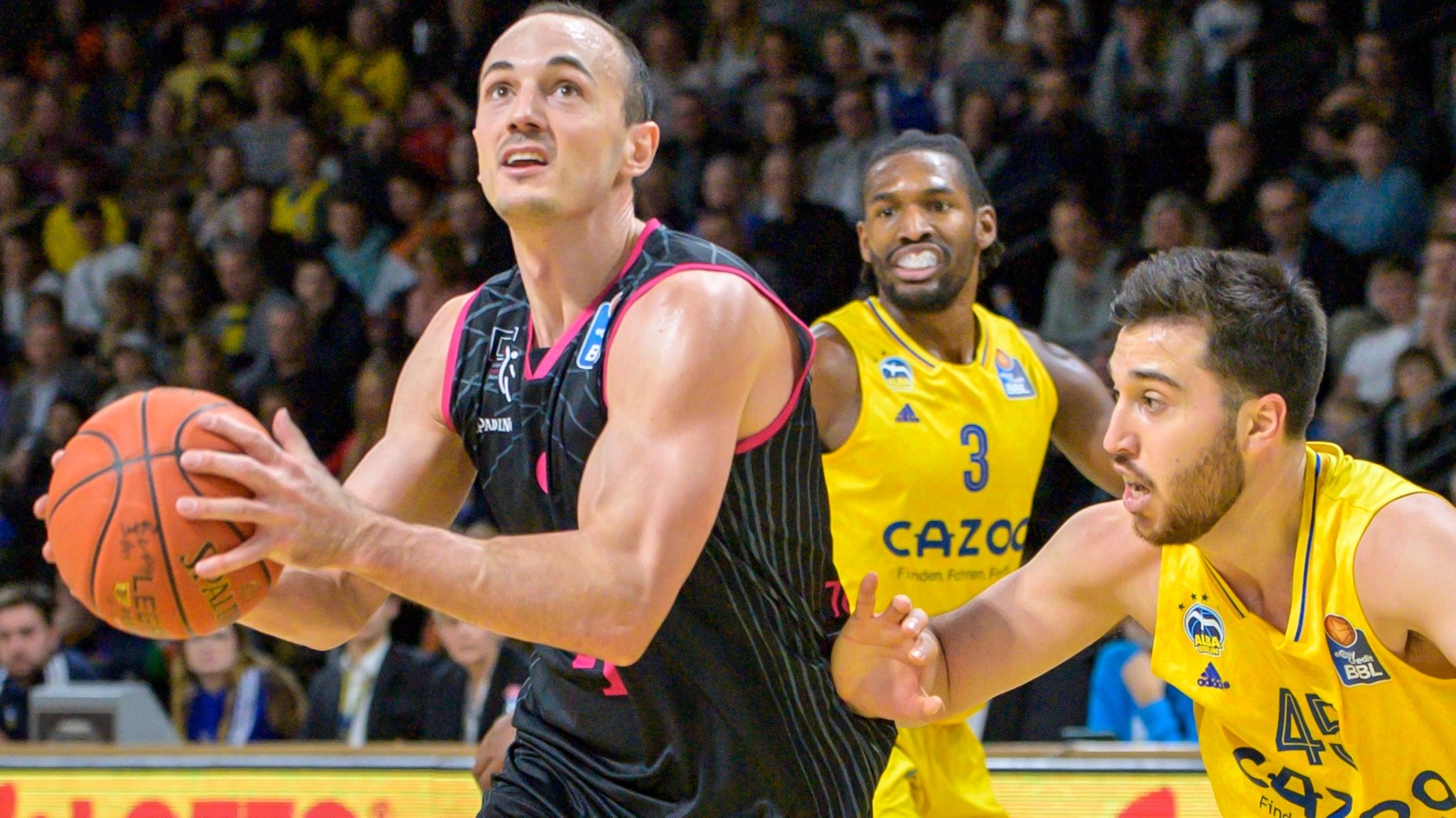 Karsten Tadda, hier noch im Trikot der Telekom Baskets Bonn