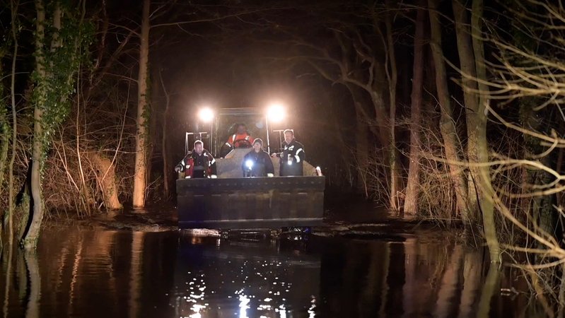Die Hochwasserlage in Niedersachsen bleibt weiter angespannt. | Bild: BR/ Hans-Georg Sperl Die Hochwasserlage in Niedersachsen bleibt weiter angespannt.