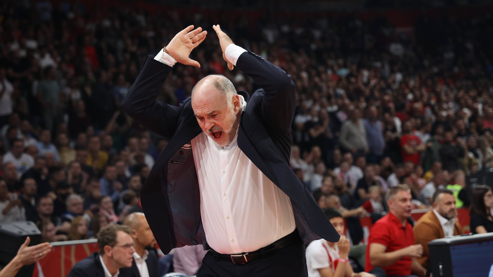 FCBB-Trainer Pablo Laso ärgerte sich über die Niederlage in Belgrad.