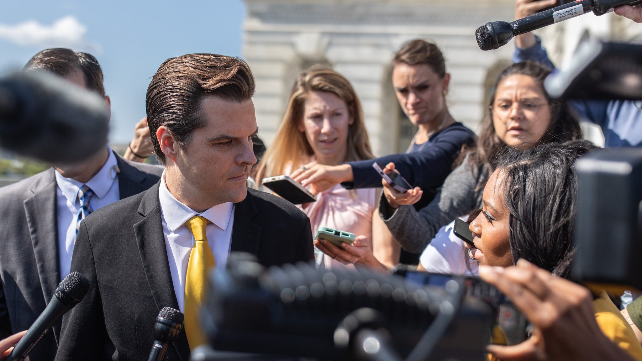 Der republikanische Abgeordnete Gaetz vom ultrarechten Flügel reichte einen Antrag auf Abberufung seines Parteikollegen McCarthy ein.