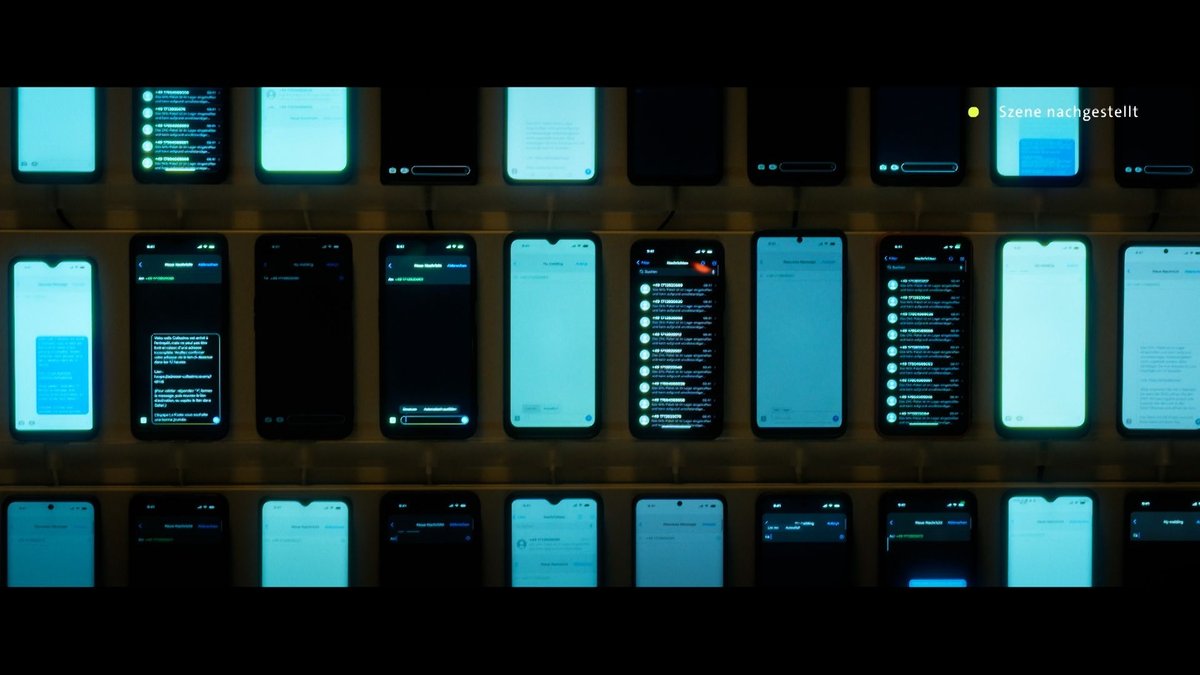 Kriminelle Netzwerke verschicken Phishing-SMS inzwischen millionenfach.