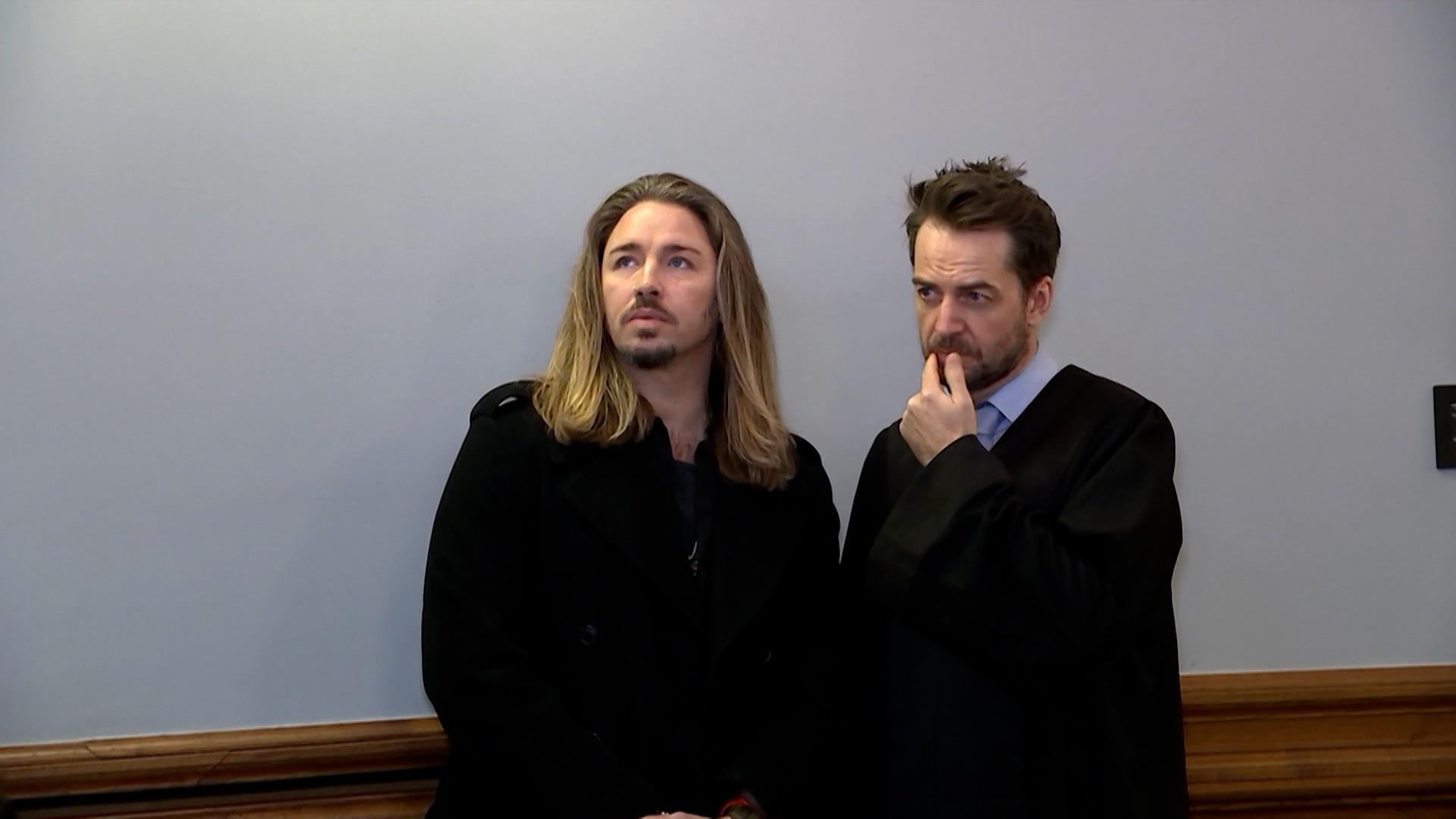 Gil Ofarim (l.) vor Gericht