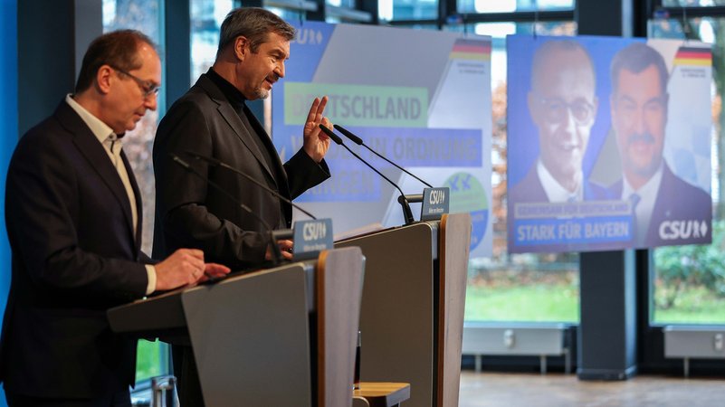 Alexander Dobrindt und Markus Söder nach der CSU-Vorstandssitzung | Bild: picture alliance/dpa/Revierfoto | Revierfoto Alexander Dobrindt und Markus Söder nach der CSU-Vorstandssitzung