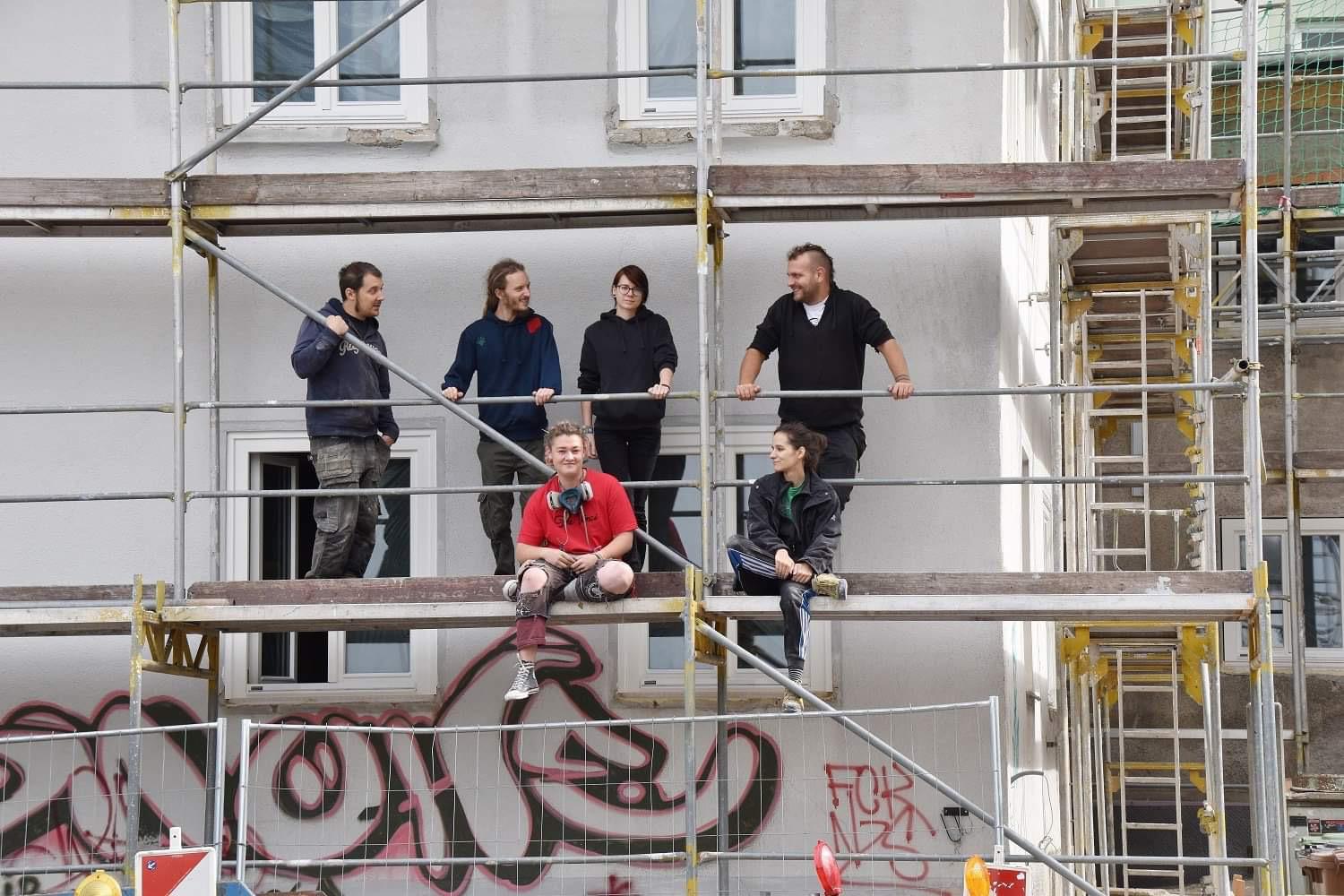 Ein Haus Ohne Vermieter Solidarisch Wohnen In Augsburg Br24