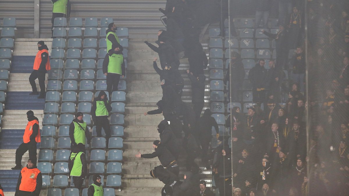 Entsetzen über Gewalt bei "Elb-Derby" in Magdeburg