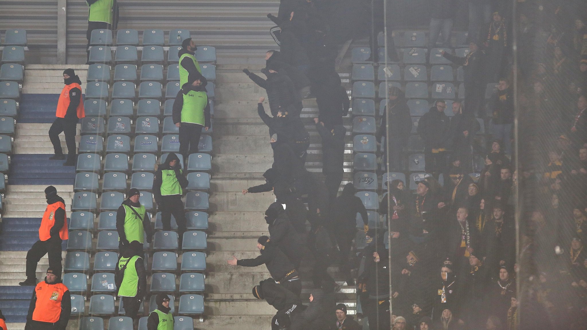 Entsetzen über Gewalt bei "Elb-Derby" in Magdeburg