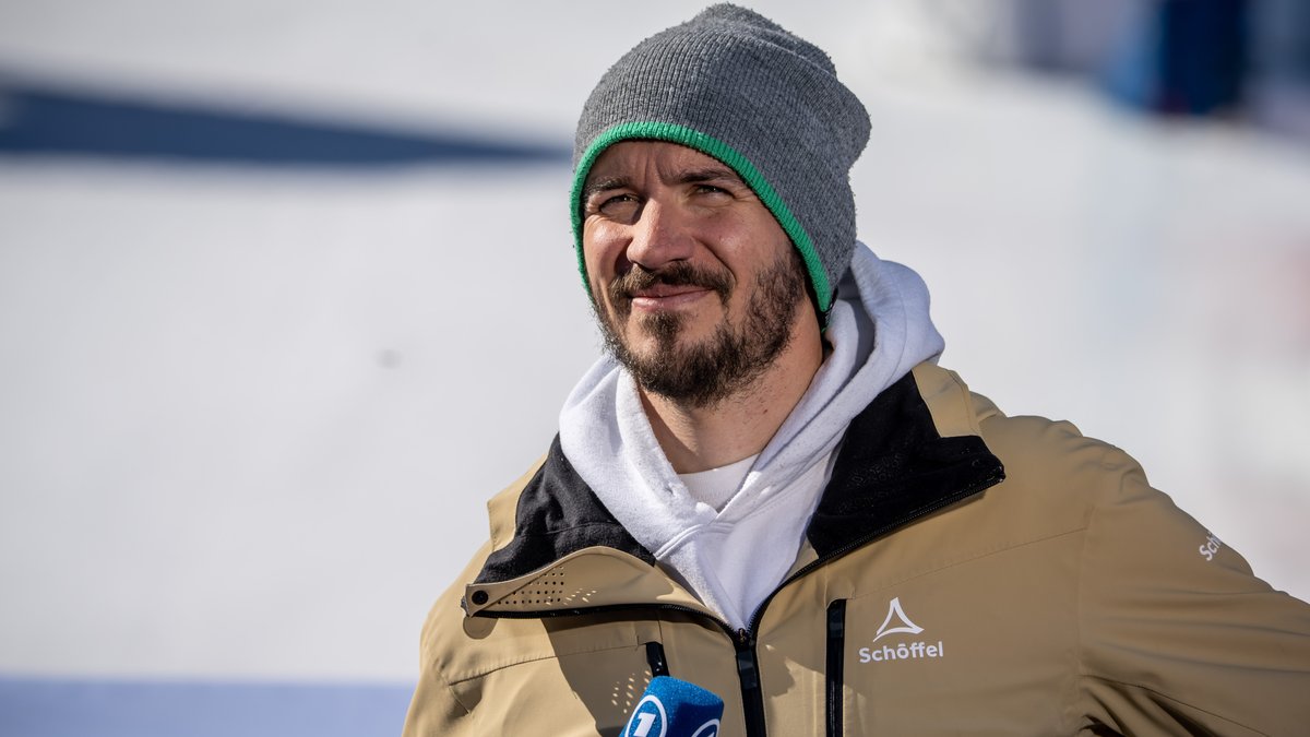 Felix Neureuther als ARD-Experte bei der Ski-WM in Courchevel/Méribel.