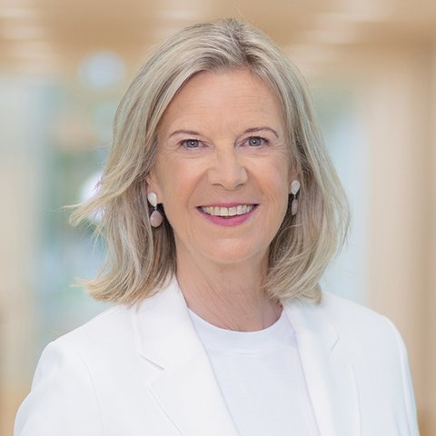 Dr. Katja Wildermuth Dr. Katja Wildermuth