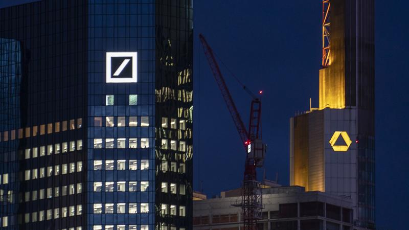 Banken Tarifrunde Unterm Vorzeichen Von Sparprogrammen Br24