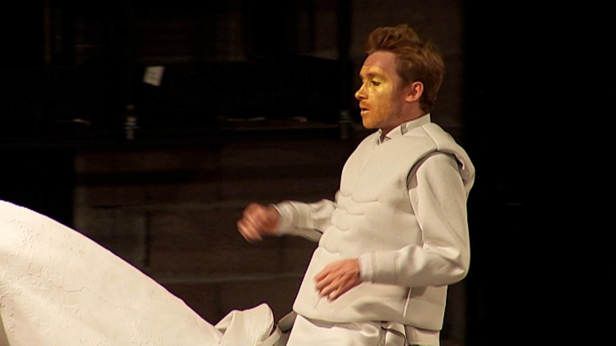 Samuel Koch bei Theaterprobe 