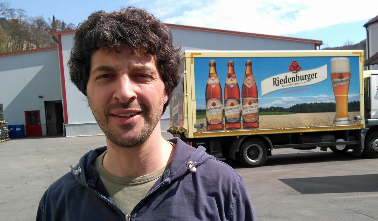 Sie sucht ihn nittenau