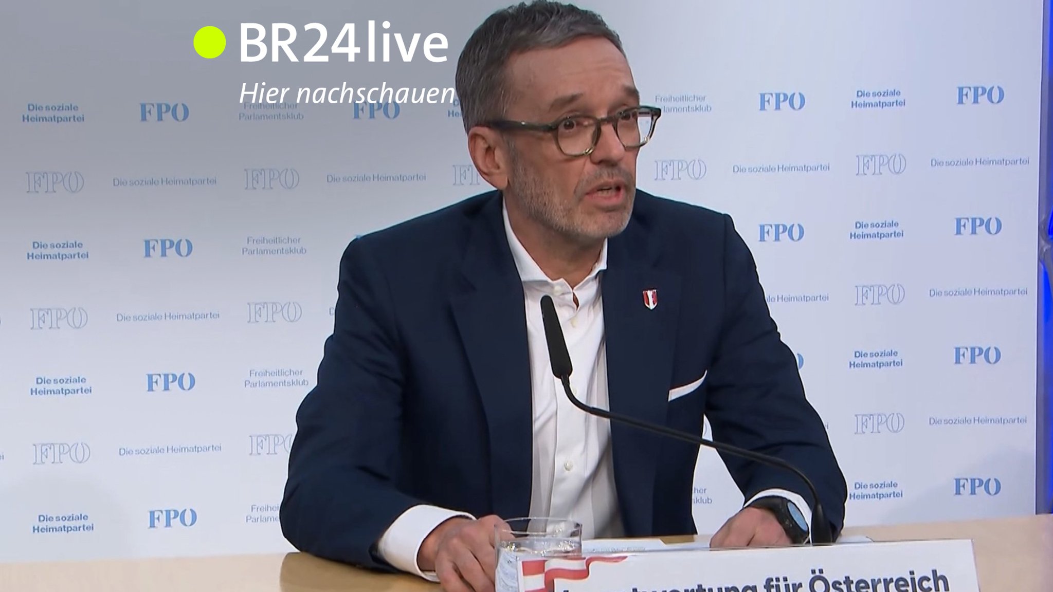 FPÖ-Chef Herbert Kickl hält eine Pressekonferenz