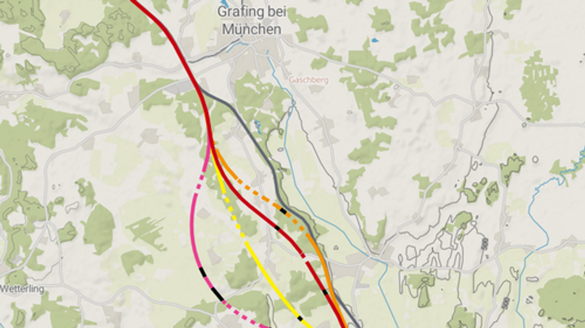 Karte mit den vier möglichen Streckenverläufen im Landkreis Ebersberg in den Farben Pink, Limone, Rot und Orange