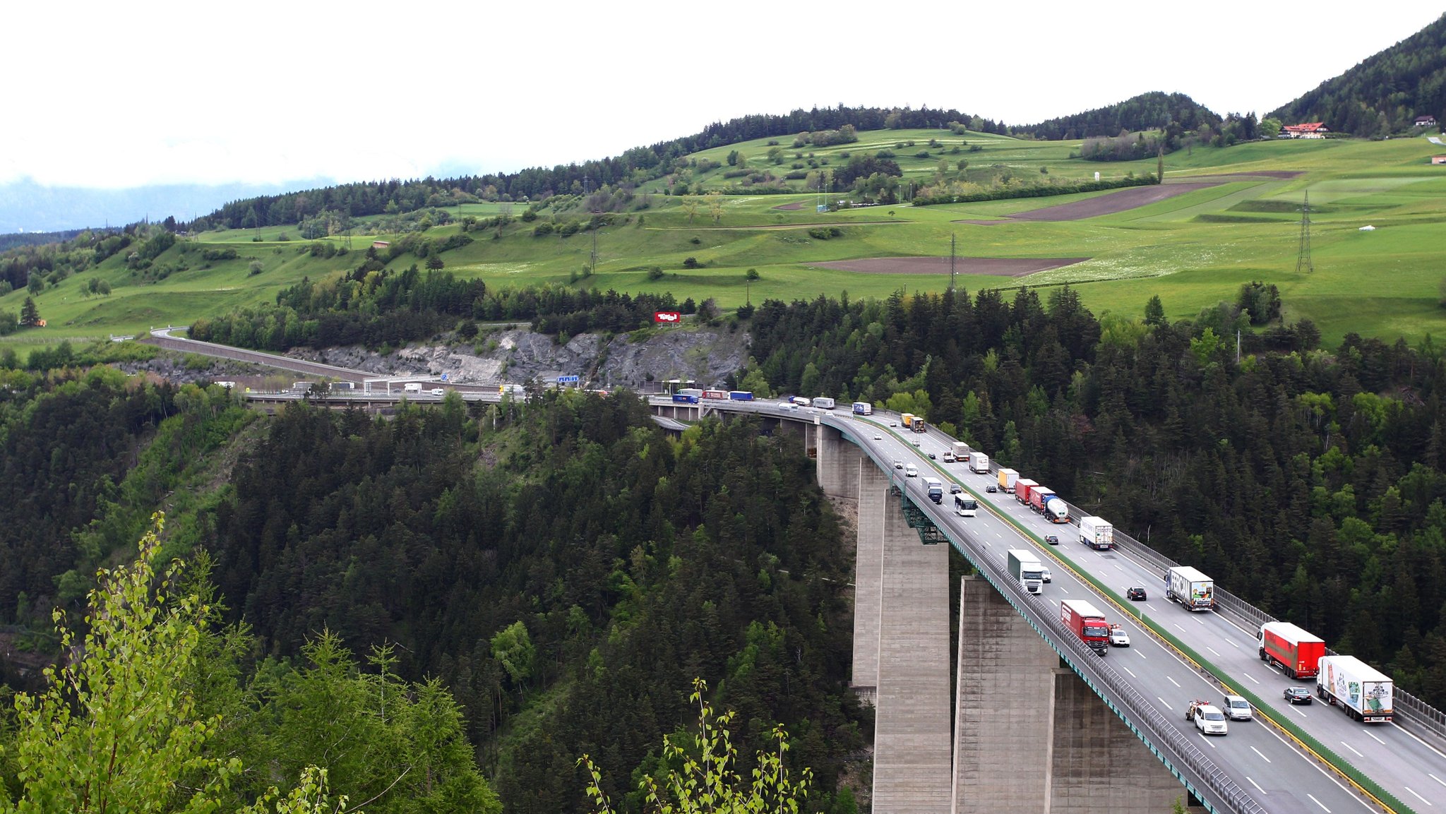 "Nicht noch einen Knüppel": Bayern kritisiert Brenner-Blockade