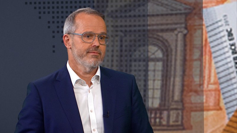 Der Chef-Volkswirt der Bayerischen Landesbank Jürgen Michels | Bild: Bayerischer Rundfunk 2025 Der Chef-Volkswirt der Bayerischen Landesbank Jürgen Michels