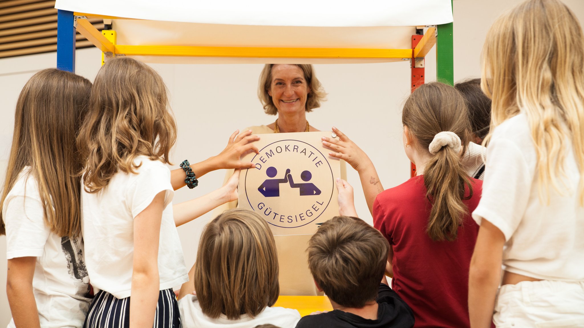 Kinder der Erzbischöflichen Pater-Rupert-Mayer-Volksschule in Pullach