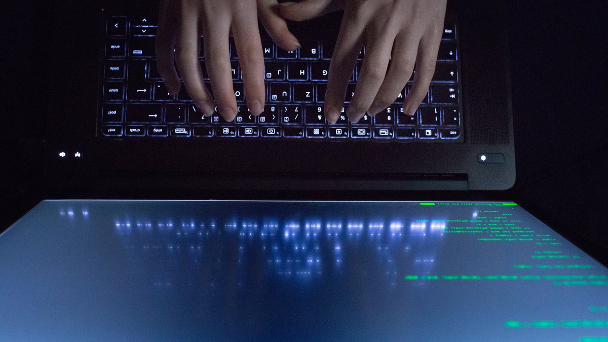 Bundesinnenministerin Faeser warnt vor Cyberangriffen