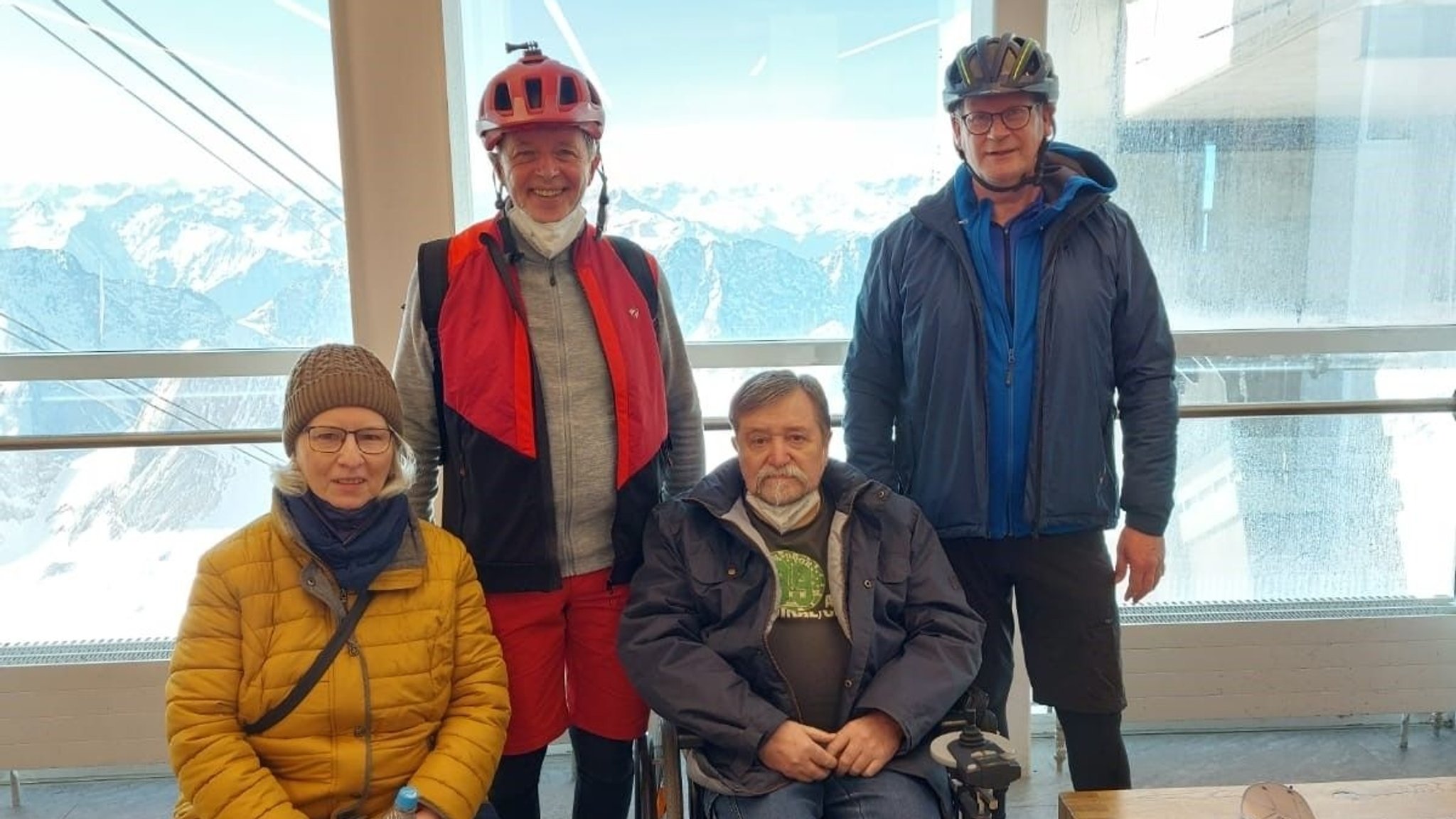 Gabi Spieler (MS-Gruppe GAP), Georg Gehrenkemper, Siegfried Müller (MS-Gruppe GAP) und Konrad Hennies (Mitradler).