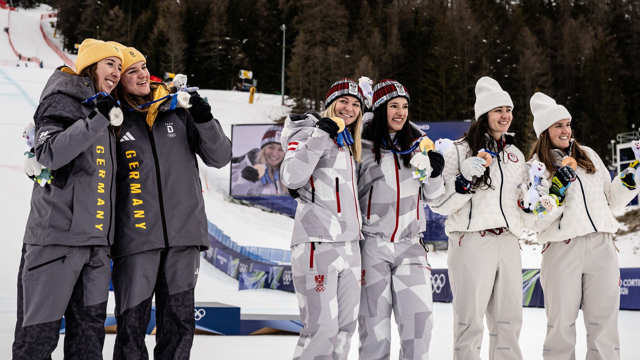  Emma Aicher und Kira Weidle-Winkelmann