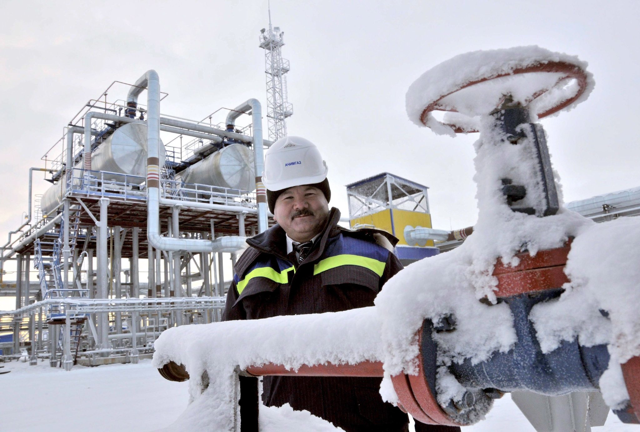 Mitarbeiter der Gas-Förderanlage im sibirischen Novy Urengoi