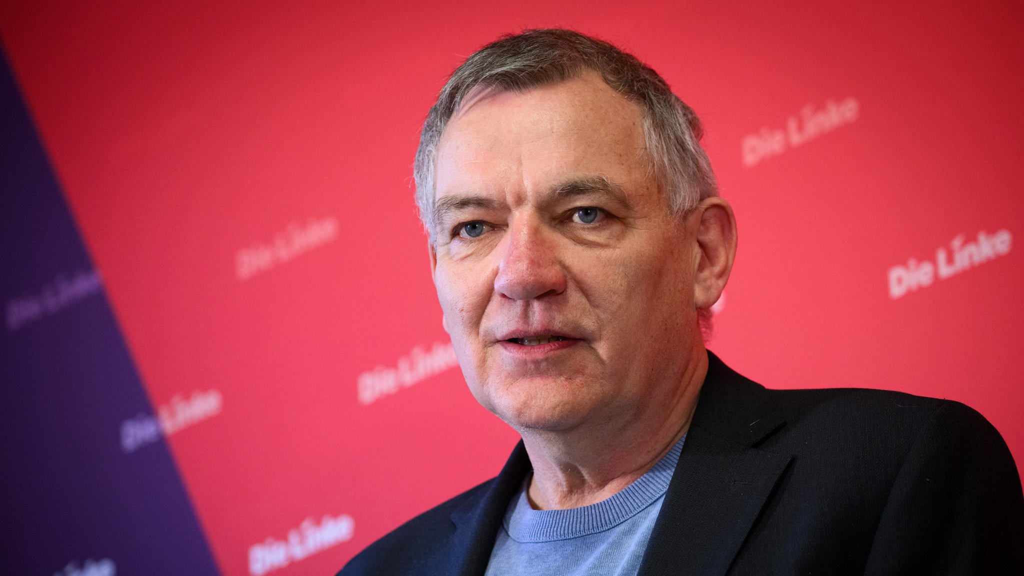 Jan van Aken gibt sein Amt als Co-Vorsitzender der Linken im Juni aus gesundheitlichen Gründen ab.